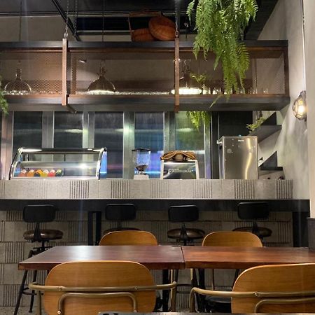 The Retro Tai-Pan Tainan Exterior foto