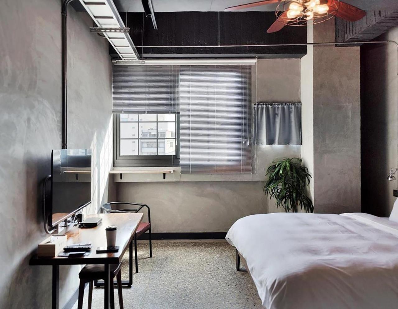 The Retro Tai-Pan Tainan Exterior foto